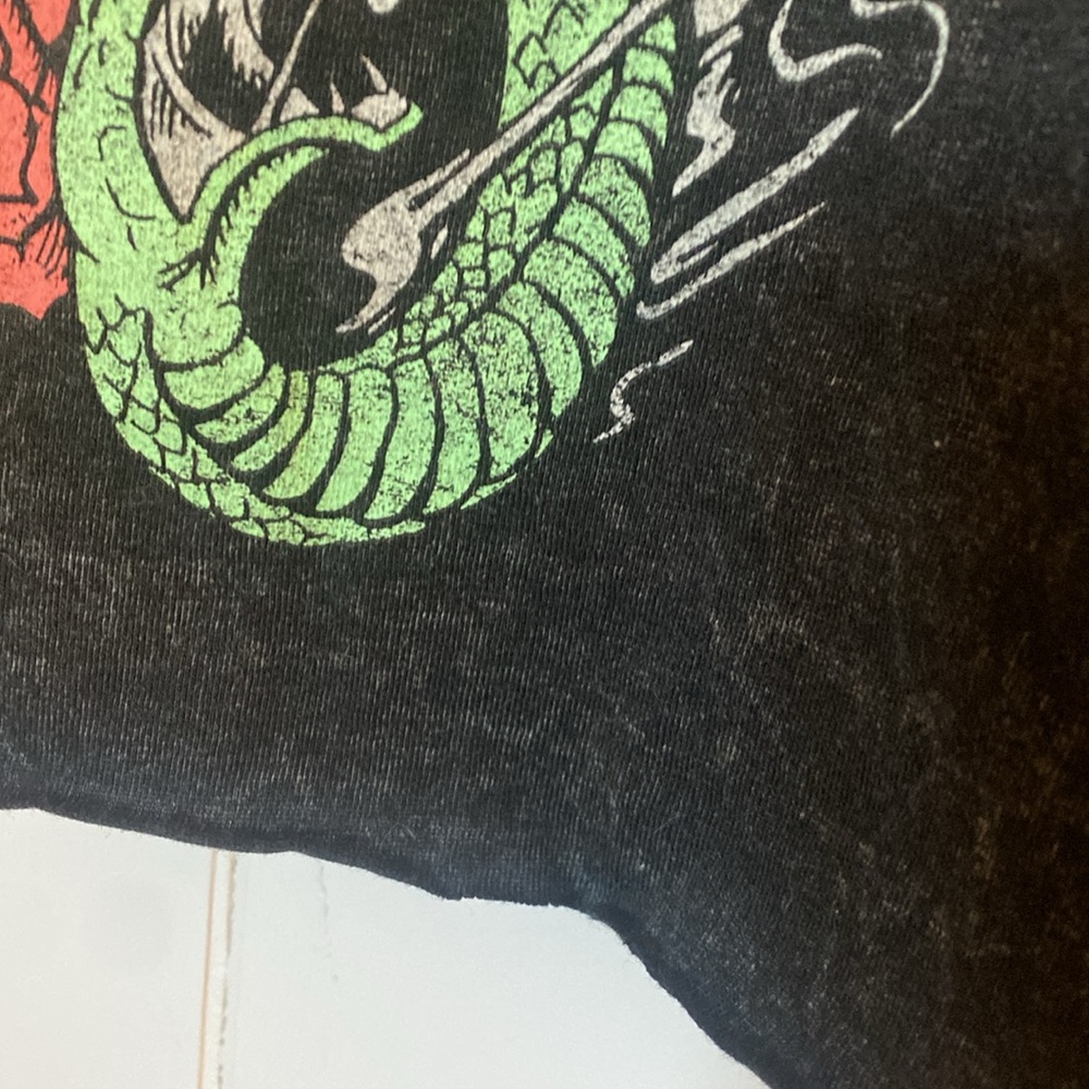 Poison Crop Top T-Shirt Size 3X - Picture 11 of 11